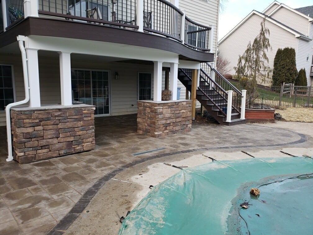 Natural Stone Accent Outside - Reading PA